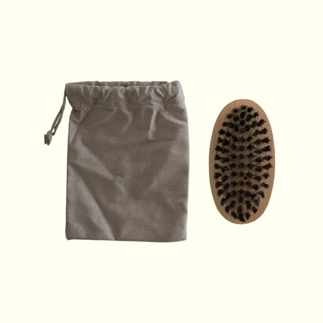 Beard Nylon Brush_3.png